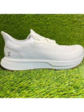 Flux Adapt Runner White Gum Mens Size 9 Athletic Walking Knit Shoes Sneakers